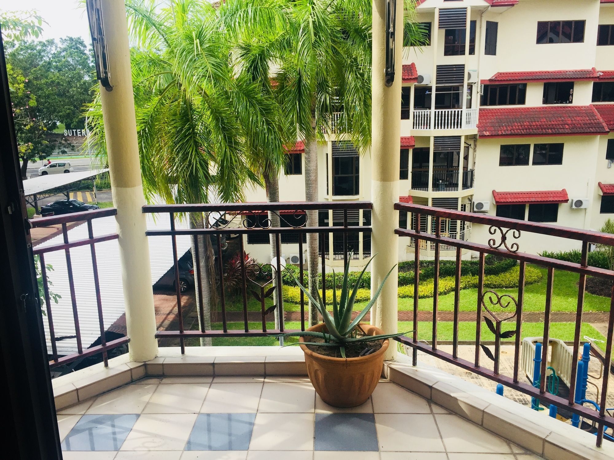 Kk City Homesuite At Kk City Center 1 Kota Kinabalu Buitenkant foto